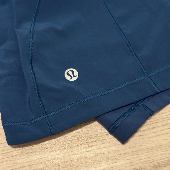 NEW Lululemon Break Free Short 2.5" Inseam Night Tide Lined Shorts - Size 6 - Picture 7 of 9